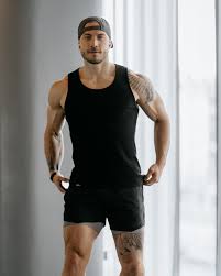 2025 new men's sports casual solid color breathable Waffle thin summer vest draw rope shorts two sets